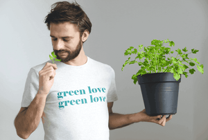 T-Shirt Green Love by La Gentle Factory - The Frenchie Gardener